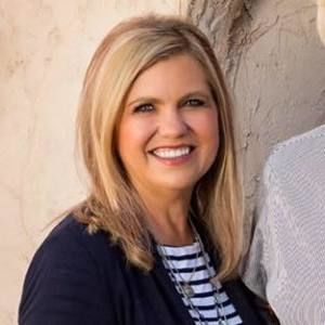 Meet your Posher, Paula